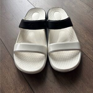 Spenco Fusion Women's Slide Sandals Size 10 Wide Black White Slip On Orthotics